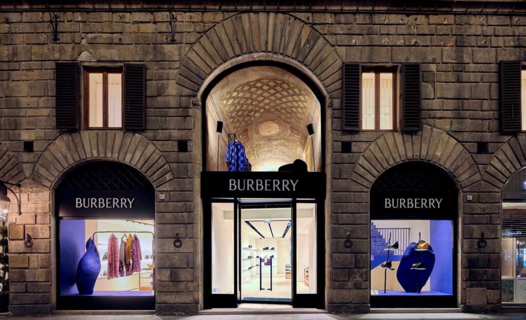 General contractor luxury retail Burberry
